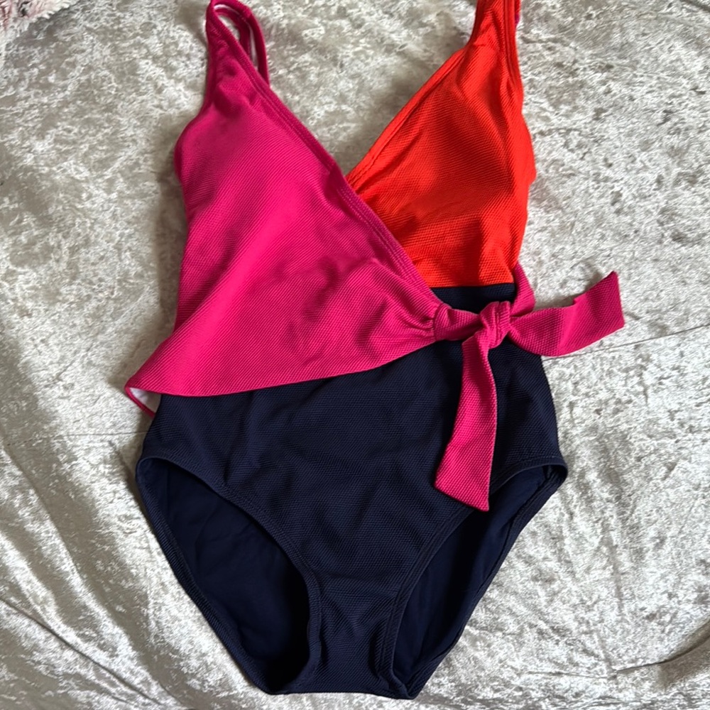 NWOT Tommy Bahama Colorblock Swimsuit with Tie Detail